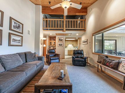 15486 Donner Pass Road, Unit #17, Truckee, CA 96161 Photo