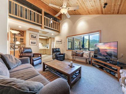 15486 Donner Pass Road, Unit #17, Truckee, CA 96161 Photo