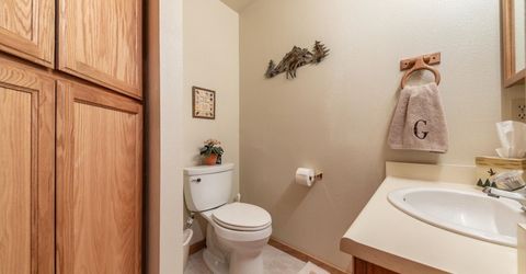 15486 Donner Pass Road, Unit #17, Truckee, CA 96161 Photo