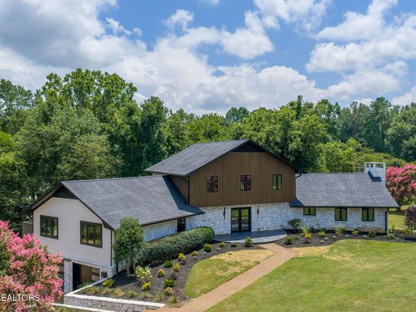 5216 Hickory Hollow Rd, Knoxville, TN 37919