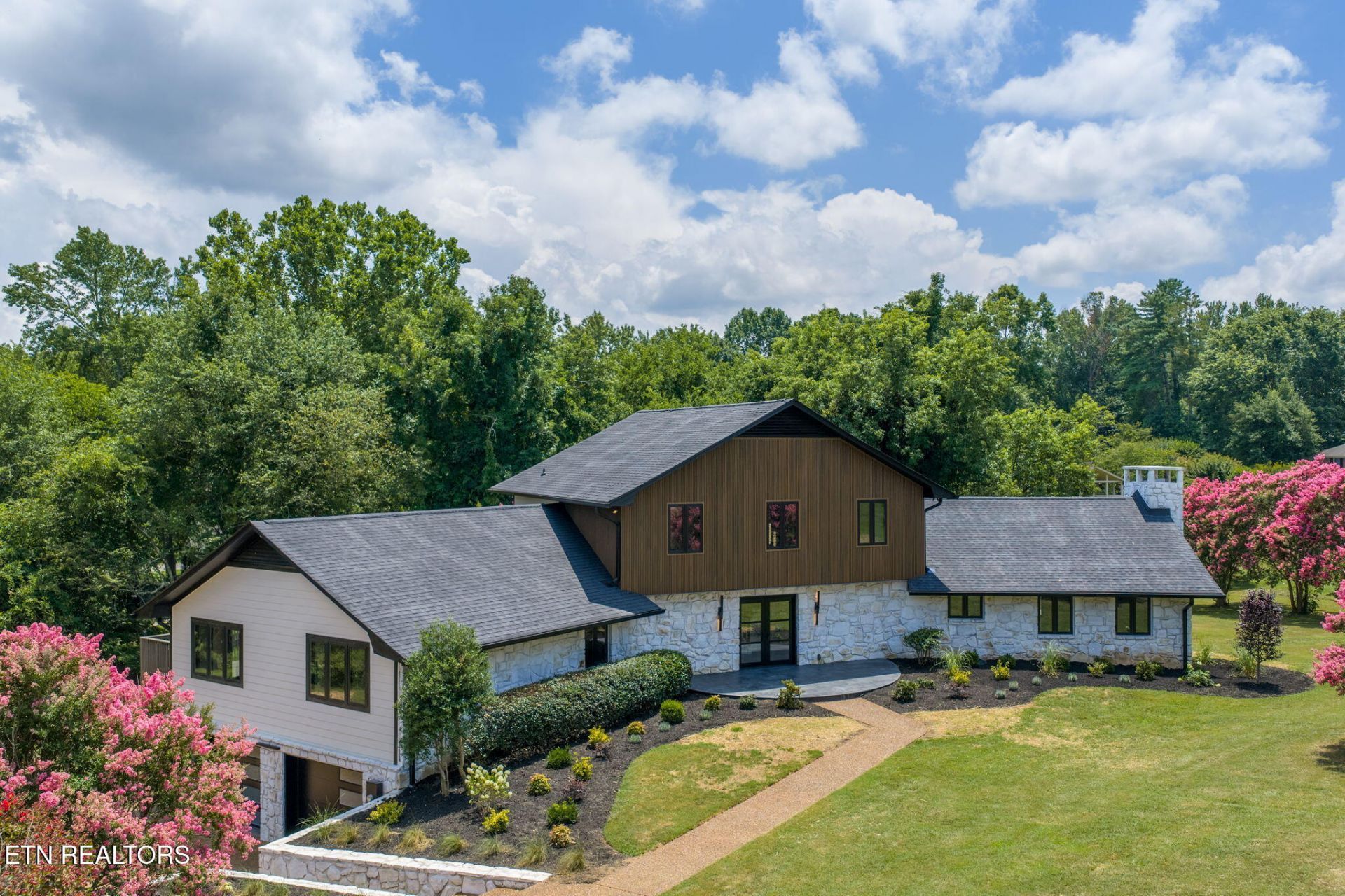 5216 Hickory Hollow Rd, Knoxville, TN 37919 Main Photo