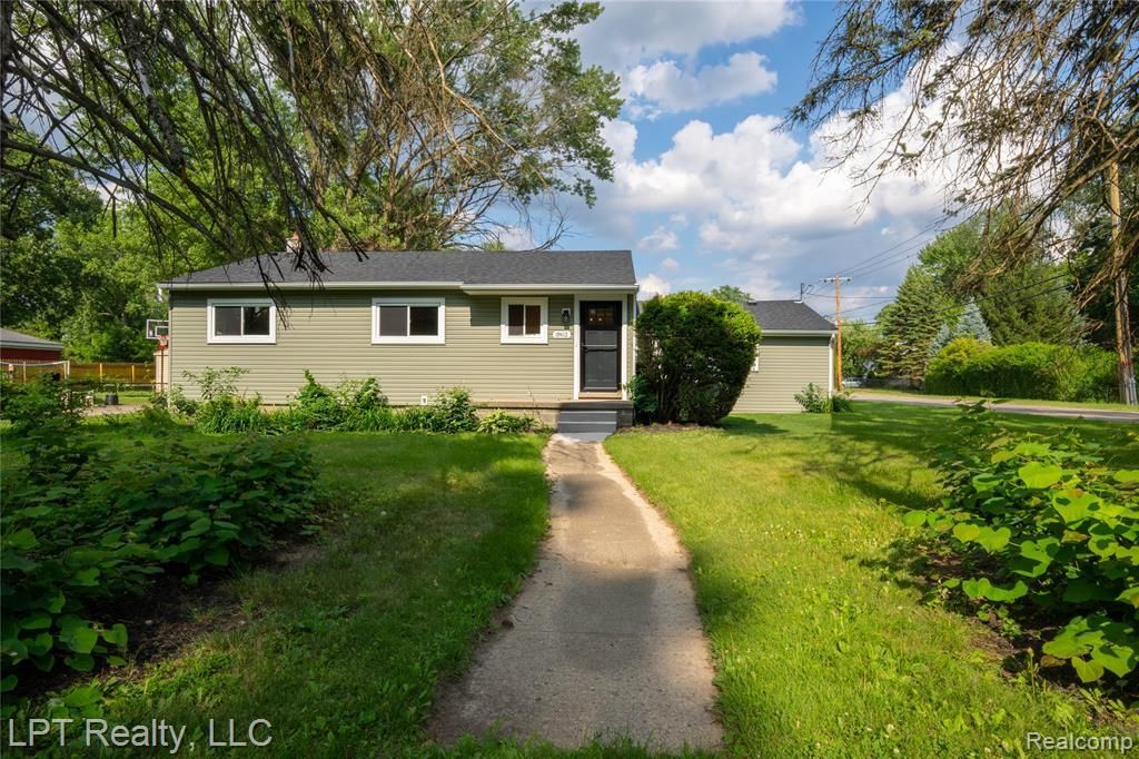19412 Gaylord, Redford Township, MI 48240 Main Photo