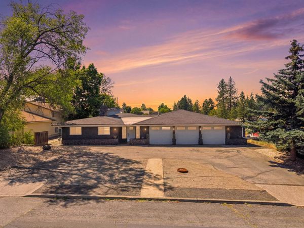 1627 W Courtland Ave, Spokane, WA 99205