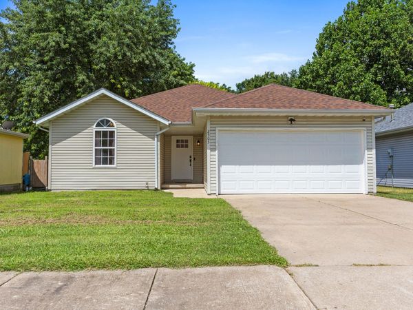 2503 N Rogers Avenue, Springfield, MO 65803