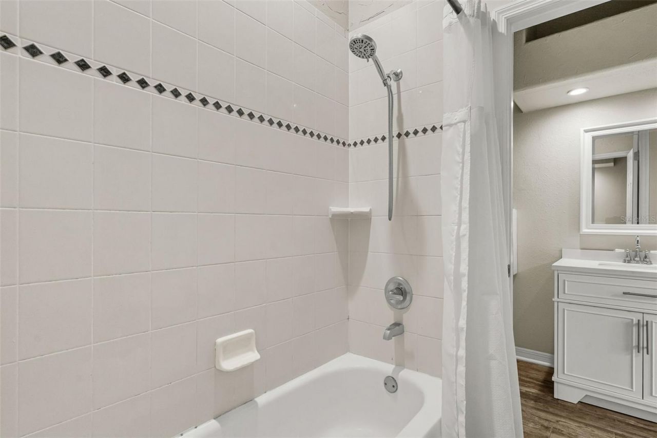 5804 Thoreau Place, Lithia, FL 33547 Photo