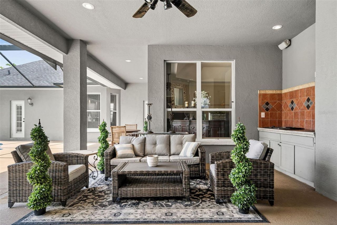 5804 Thoreau Place, Lithia, FL 33547 Photo