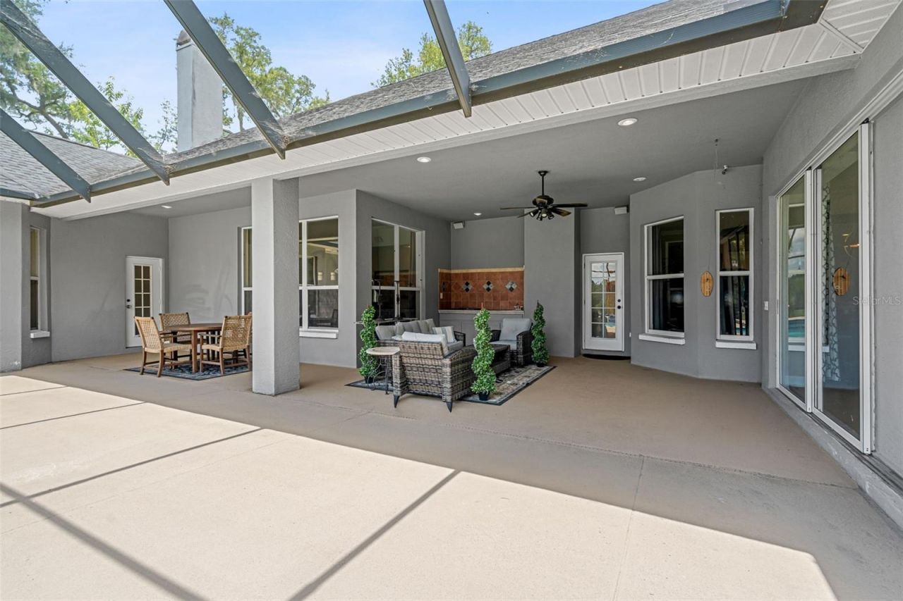 5804 Thoreau Place, Lithia, FL 33547 Photo