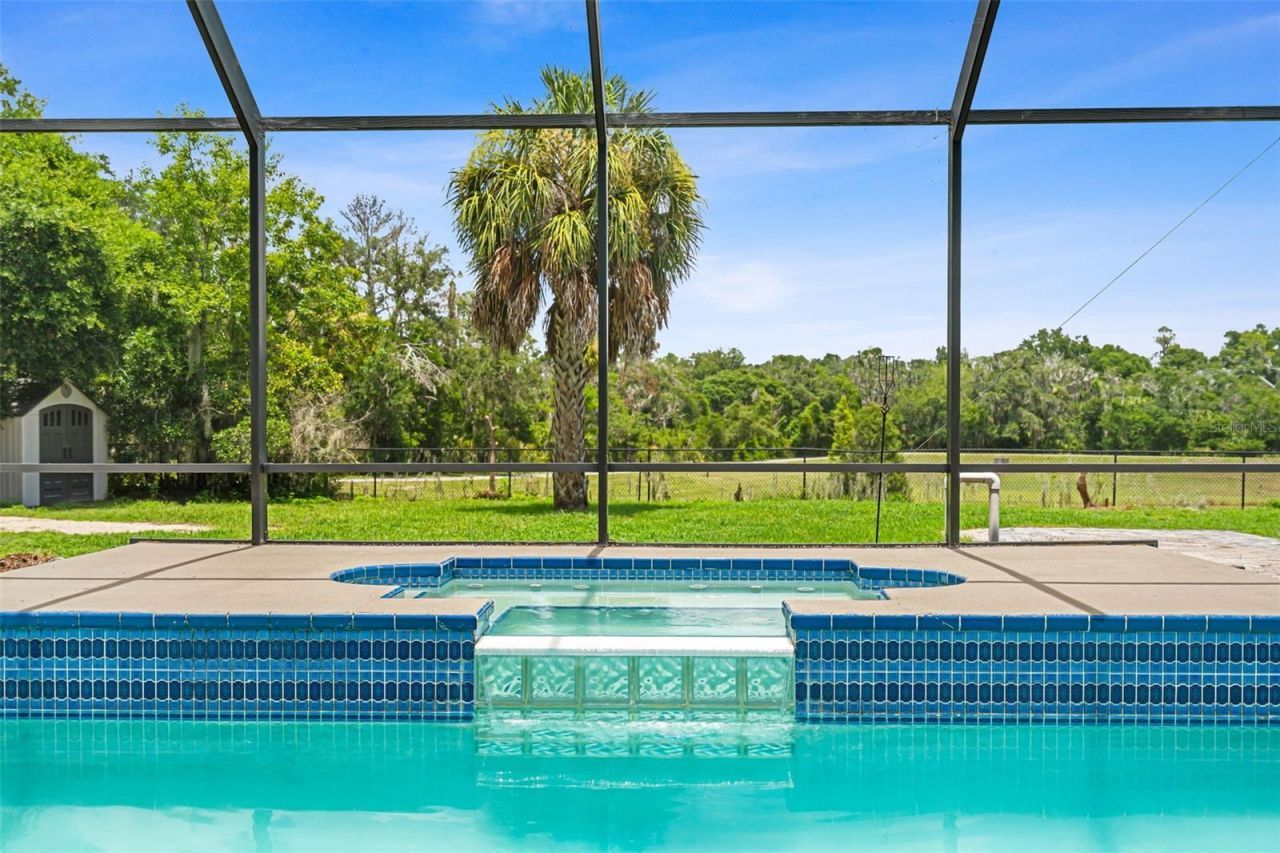 5804 Thoreau Place, Lithia, FL 33547 Photo
