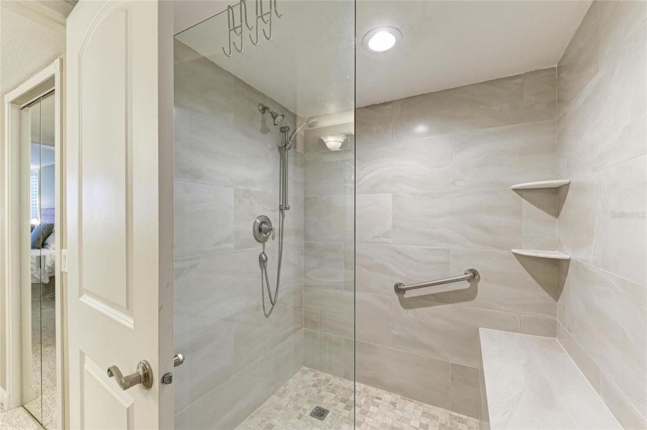 5700 Escondida Boulevard S, Unit 506, Saint Petersburg, FL 33715 Photo
