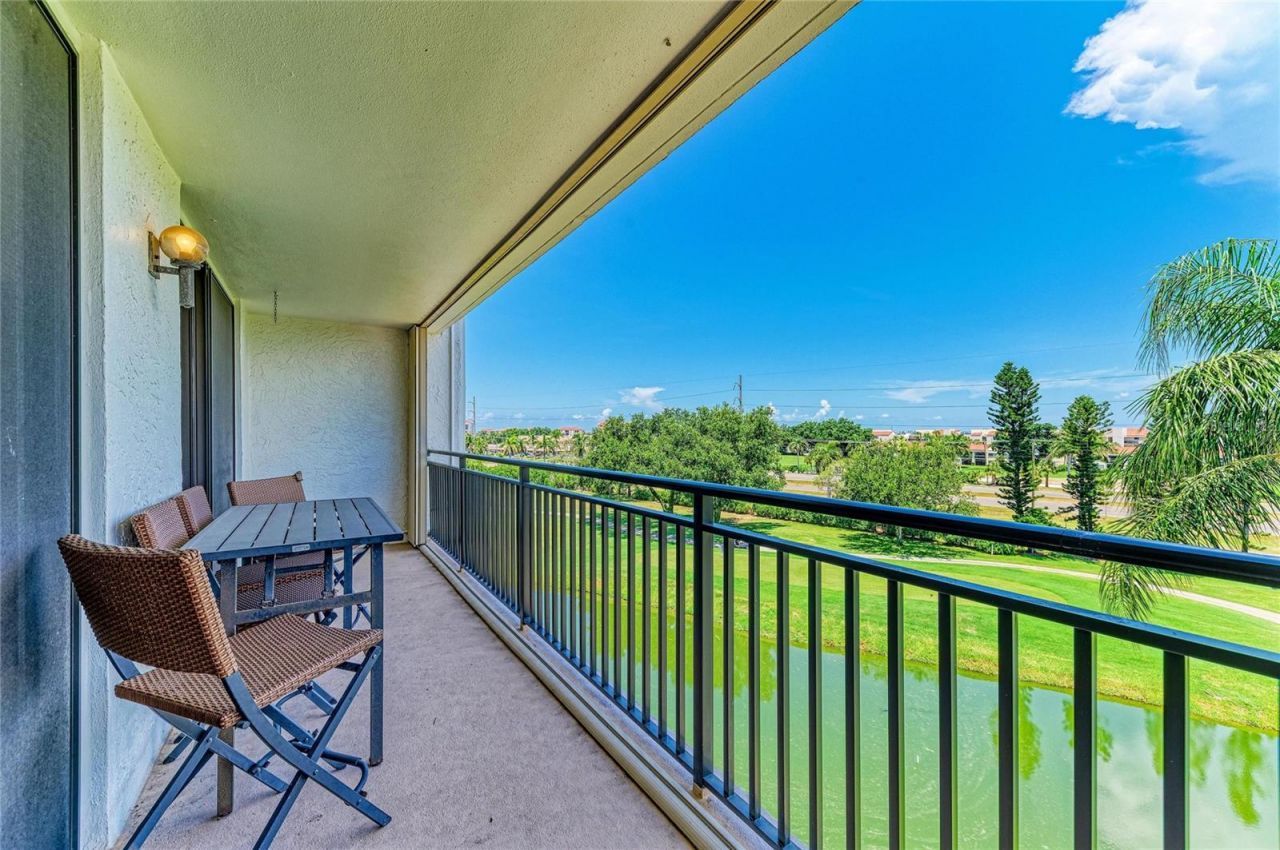 5700 Escondida Boulevard S, Unit 506, Saint Petersburg, FL 33715 Photo