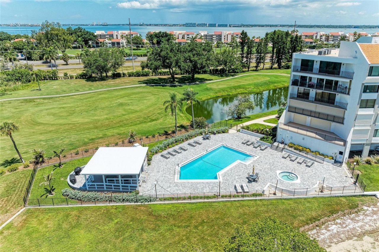 5700 Escondida Boulevard S, Unit 506, Saint Petersburg, FL 33715 Photo