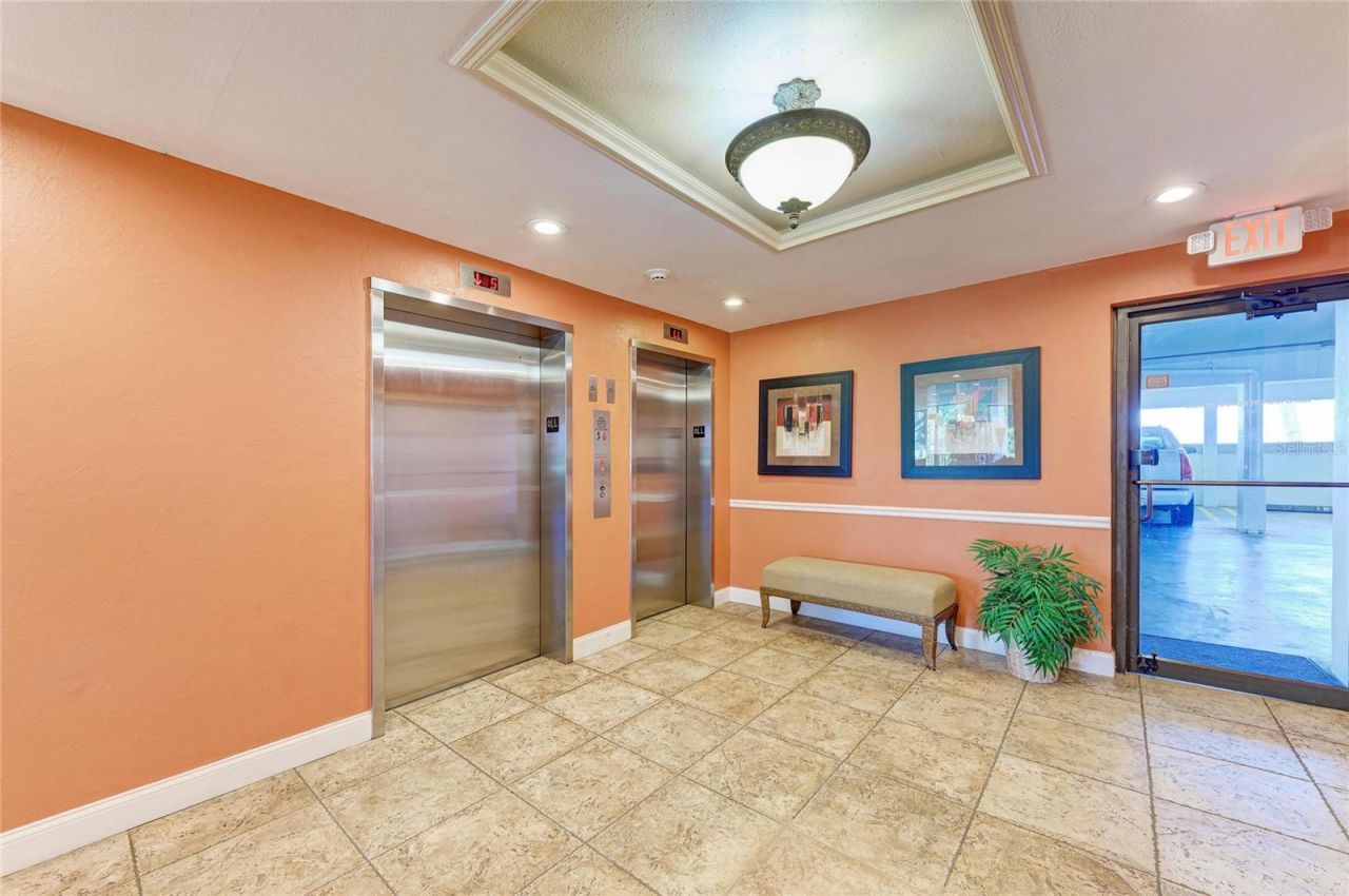 5700 Escondida Boulevard S, Unit 506, Saint Petersburg, FL 33715 Photo