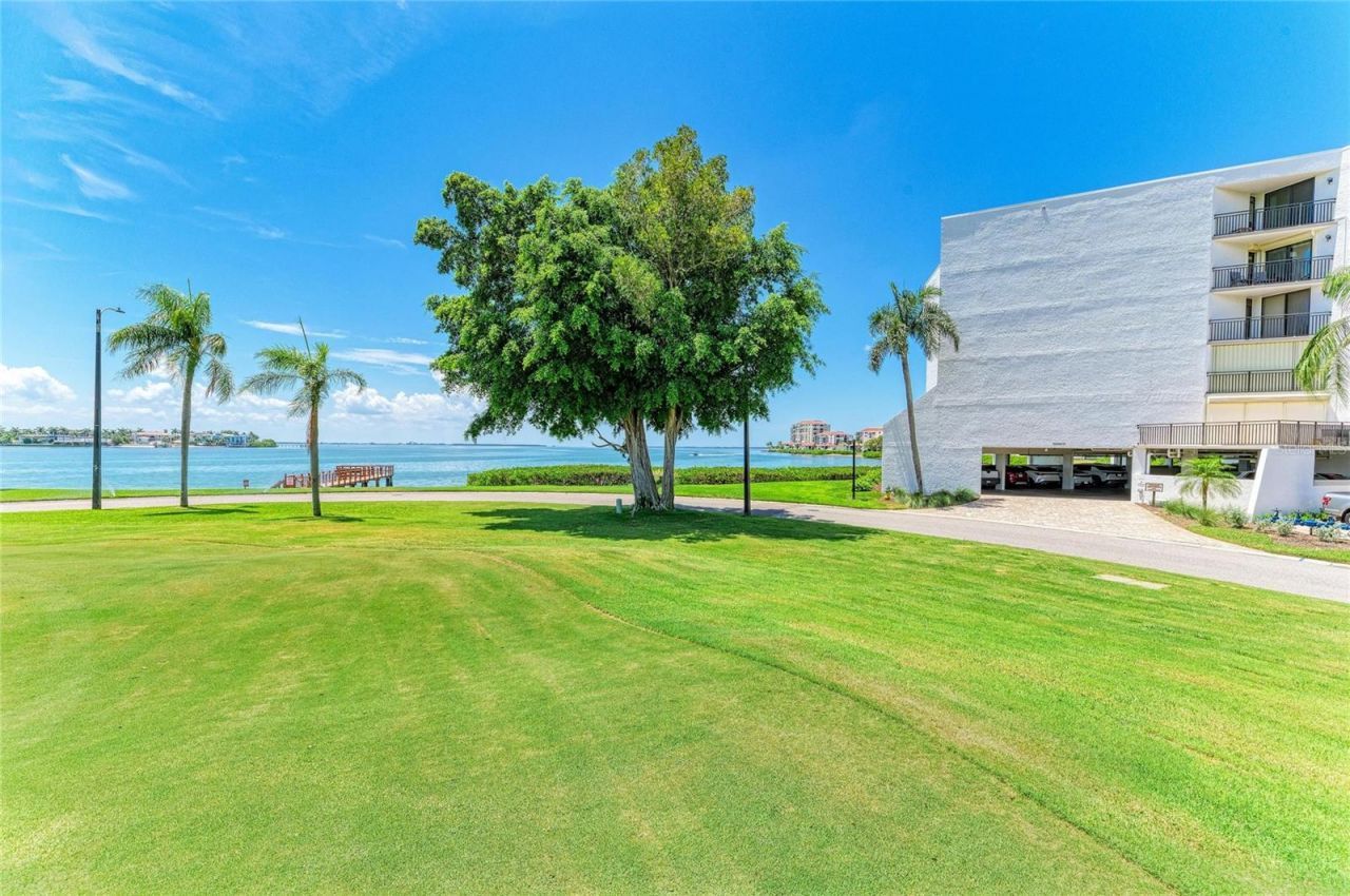 5700 Escondida Boulevard S, Unit 506, Saint Petersburg, FL 33715 Photo