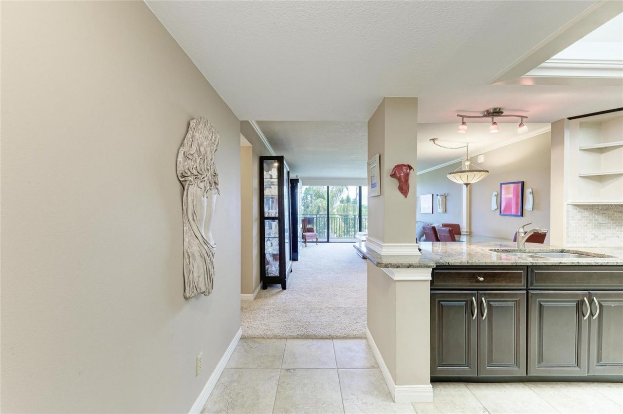5700 Escondida Boulevard S, Unit 506, Saint Petersburg, FL 33715 Photo