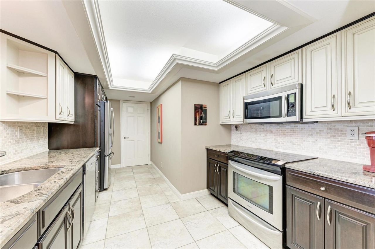 5700 Escondida Boulevard S, Unit 506, Saint Petersburg, FL 33715 Photo