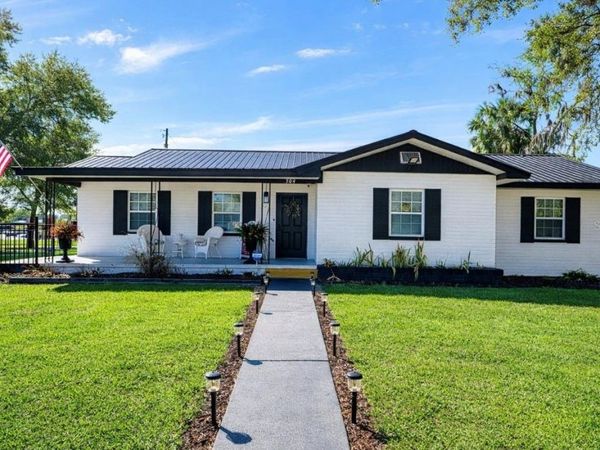 304 NE 1ST STREET, CHIEFLAND, FL 32626