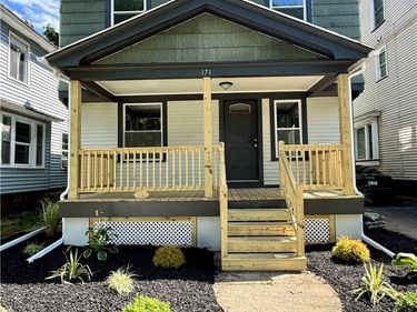 171 Cedarwood, Rochester, NY 14609