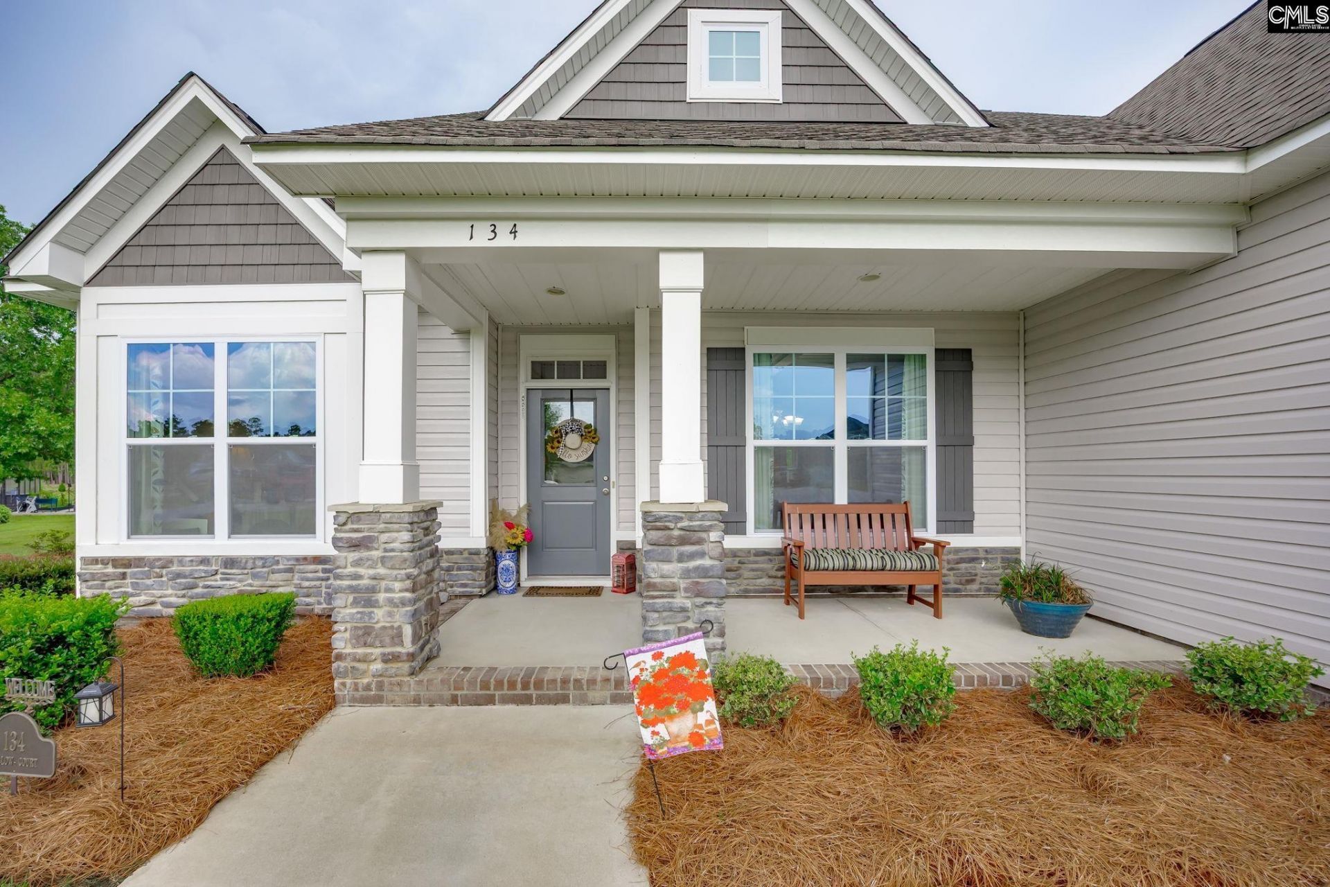 134 Willow Court  Photo 4