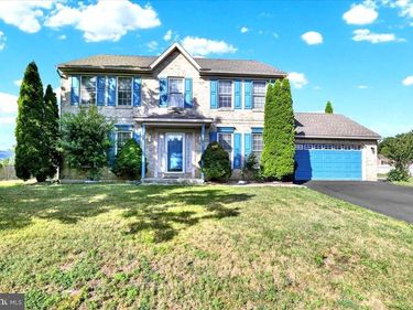 209 BATTENKILL DRIVE, DOUGLASSVILLE, PA 19518