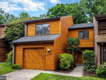 2225 CEDAR COVE COURT, RESTON, VA 20191