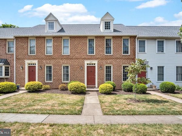 477 DELANCEY COURT , MECHANICSBURG, PA 17055