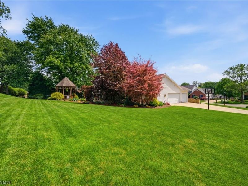 6915 Harbor Drive NW, Canton, OH 44718 Photo 6