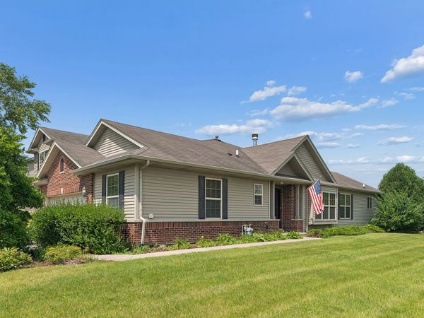 25426 Barrow Road , Manhattan, IL 60442