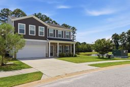 165 Clydesdale Circle photo 4