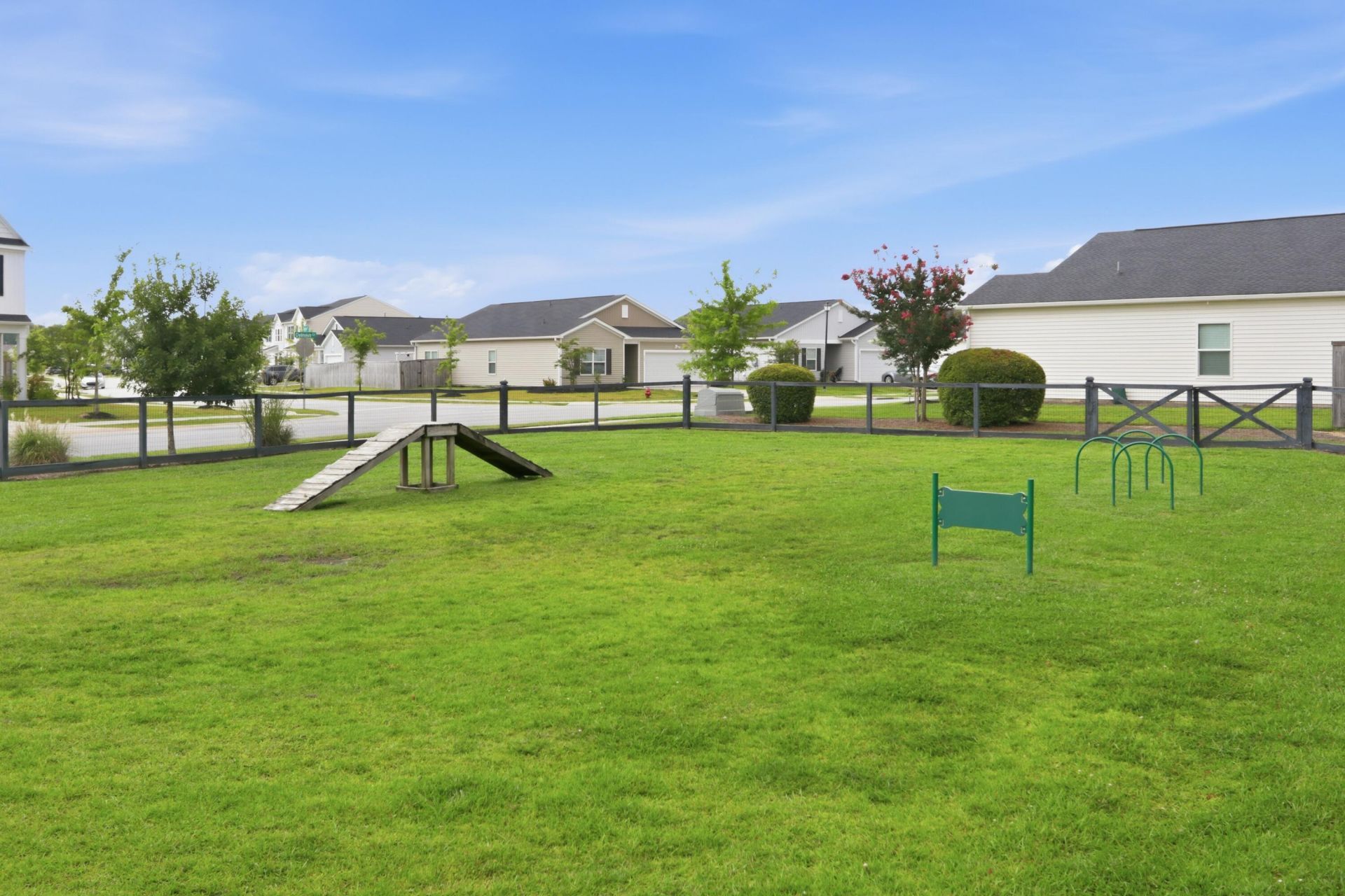 165 Clydesdale Circle Photo 30
