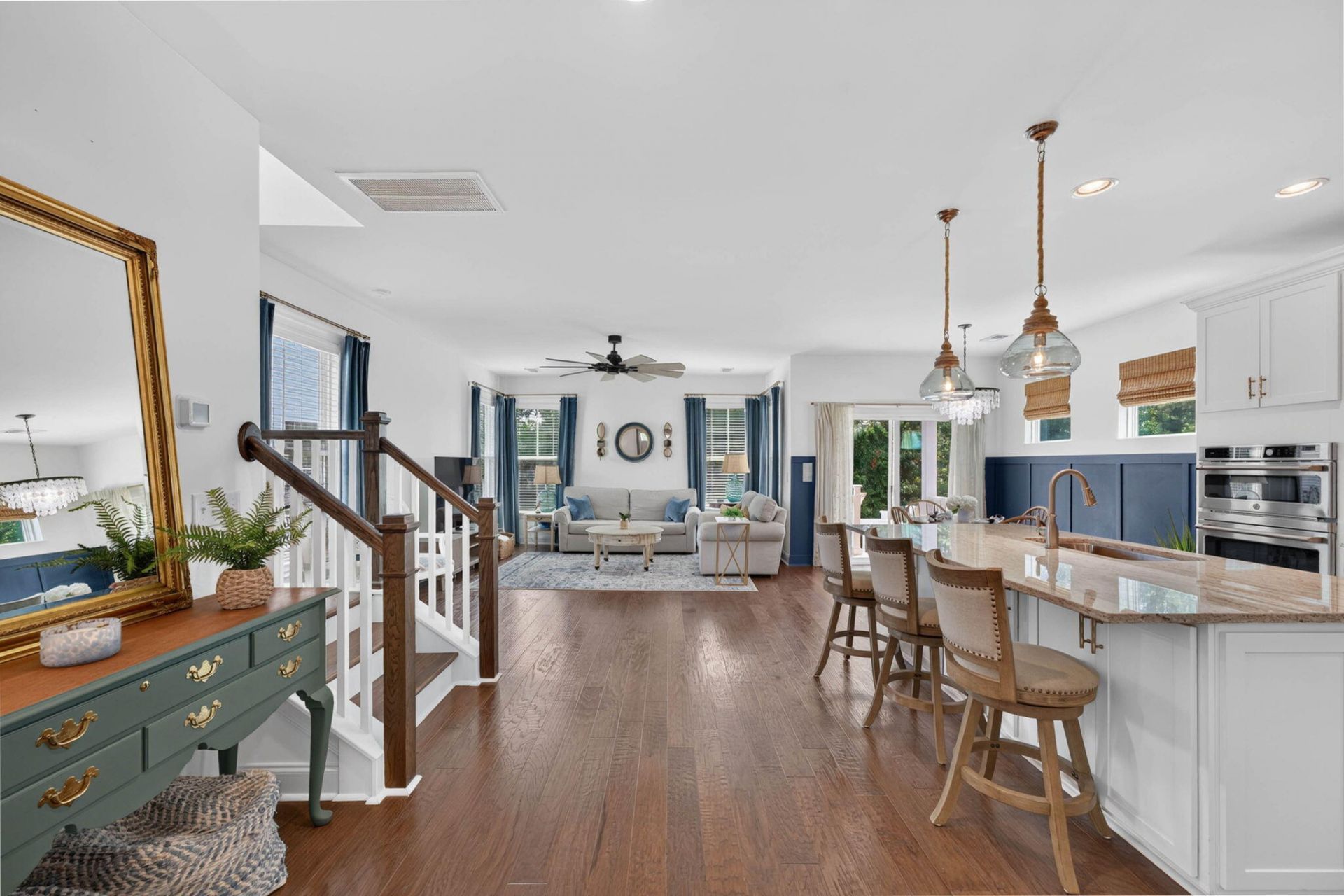 409 Topsail Court Photo 13