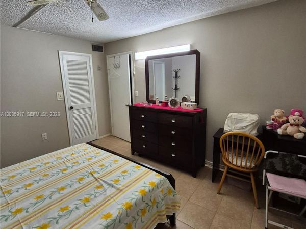 8460 Sunrise Lakes Blvd , Unit 210, Sunrise, FL 33322