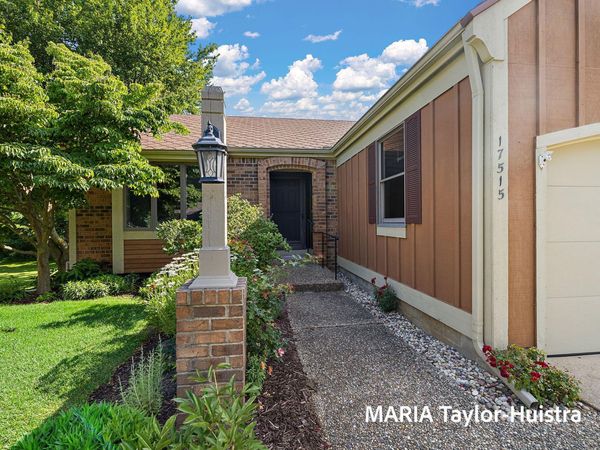 17515 Meadow Wood Road, Unit 30, Spring Lake, MI 49456