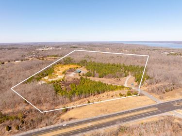 000 State Route 80 East , Hardin, KY 42048