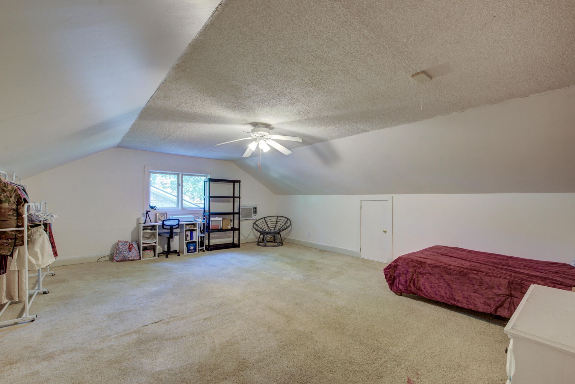 106 Laurels Curve Photo 22