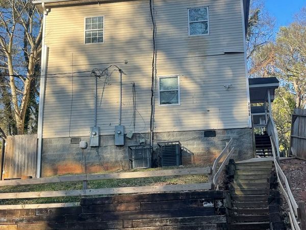 2005 Lois Place NW, Atlanta, GA 30318