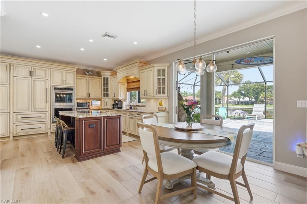 308 Wentworth Ct , Naples, FL 34104 Photo