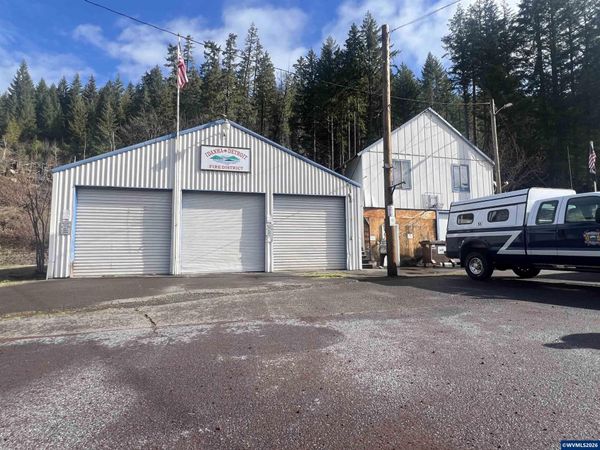 107 Highway 22, Idanha, OR 97350