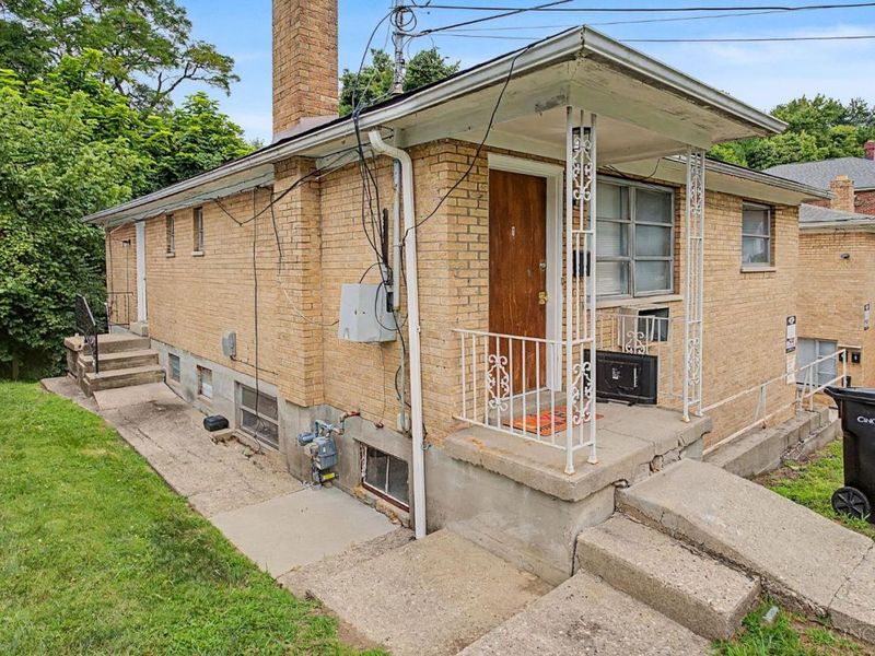 833 Seton Avenue, Cincinnati, OH 45205 Photo 3