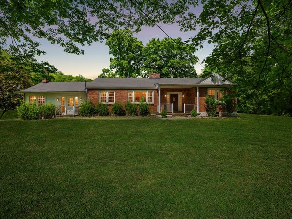 1155 Ridge Hill Rd , Goodlettsville, TN 37072
