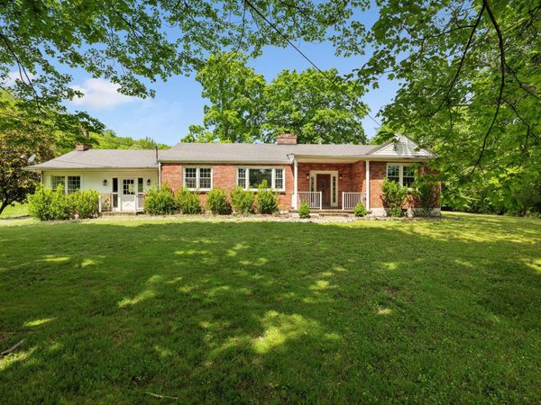 1155 Ridge Hill Rd, Goodlettsville, TN 37072