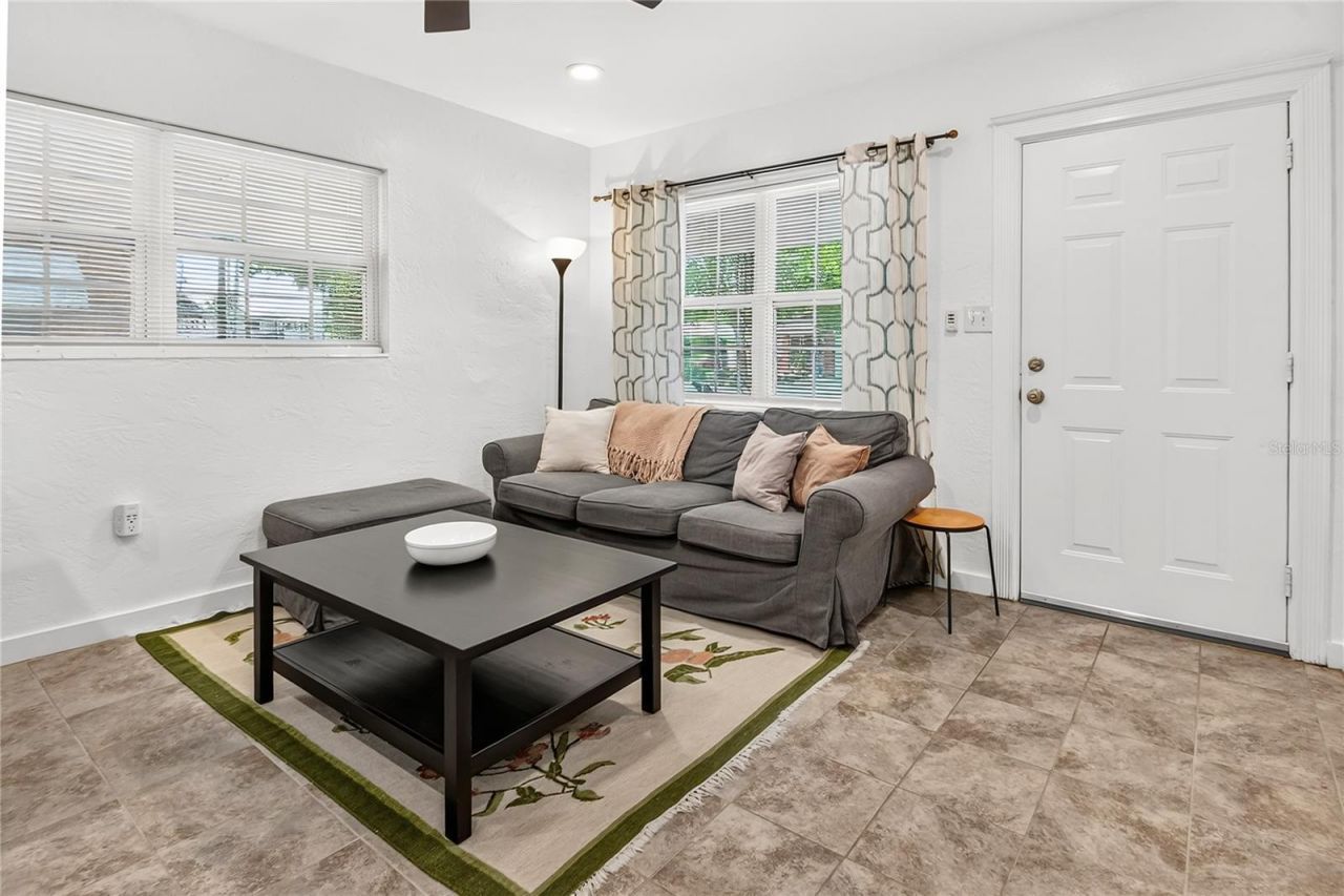2151 44th Avenue N, Saint Petersburg, FL 33714 Photo