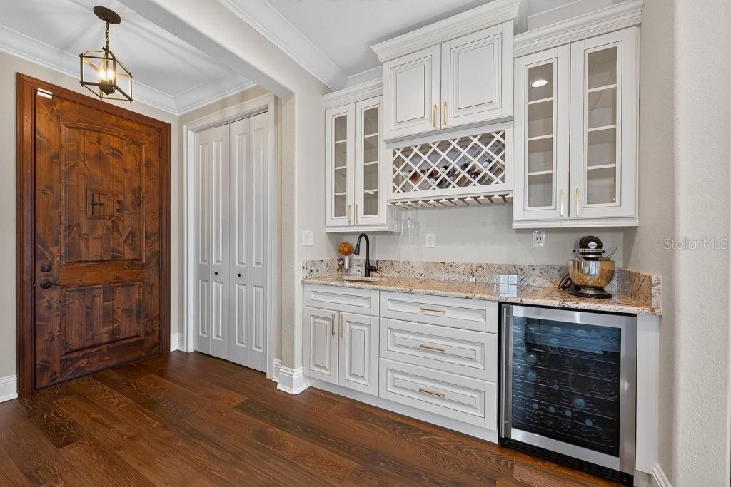 626 35th Avenue N, Saint Petersburg, FL 33704 Photo