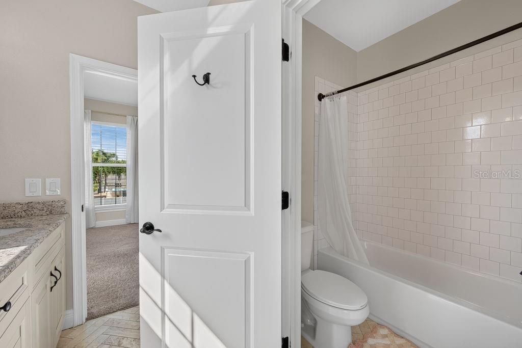 626 35th Avenue N, Saint Petersburg, FL 33704 Photo