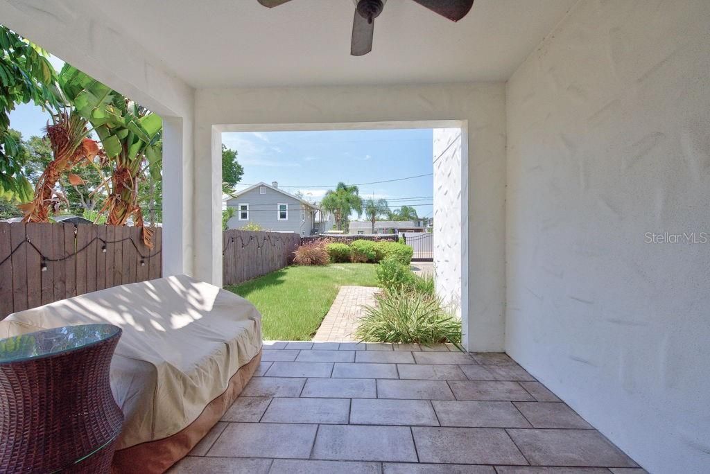626 35th Avenue N, Saint Petersburg, FL 33704 Photo