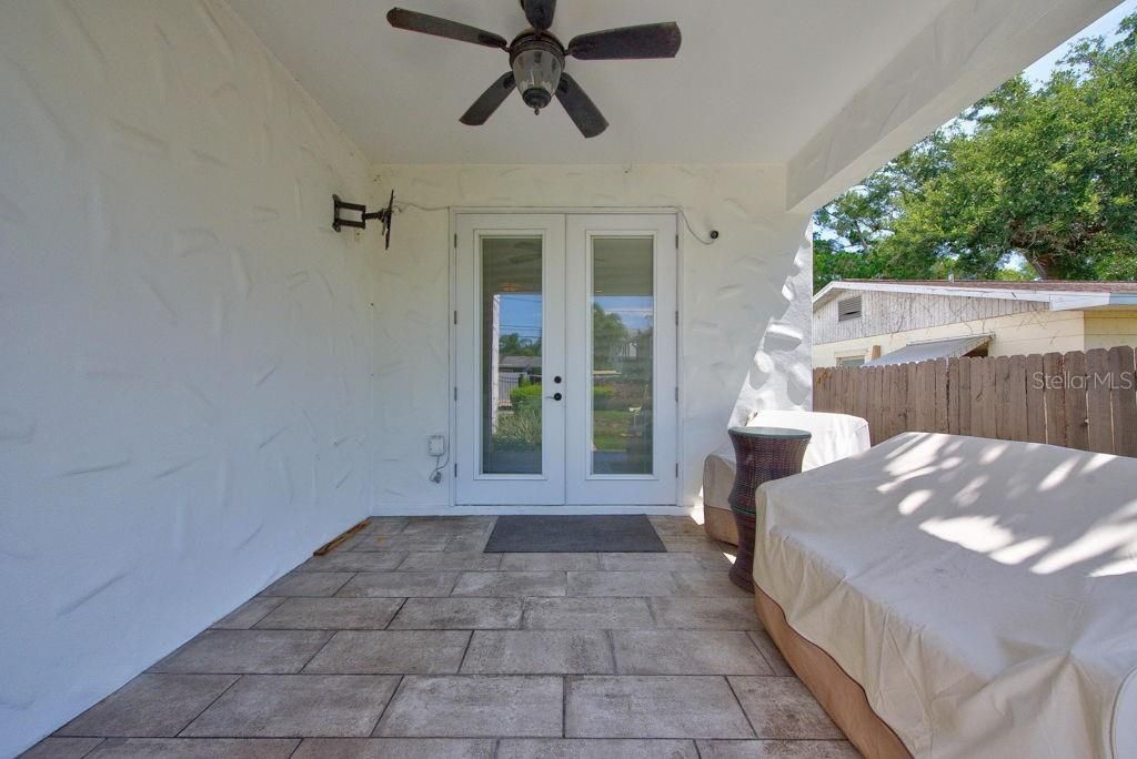626 35th Avenue N, Saint Petersburg, FL 33704 Photo