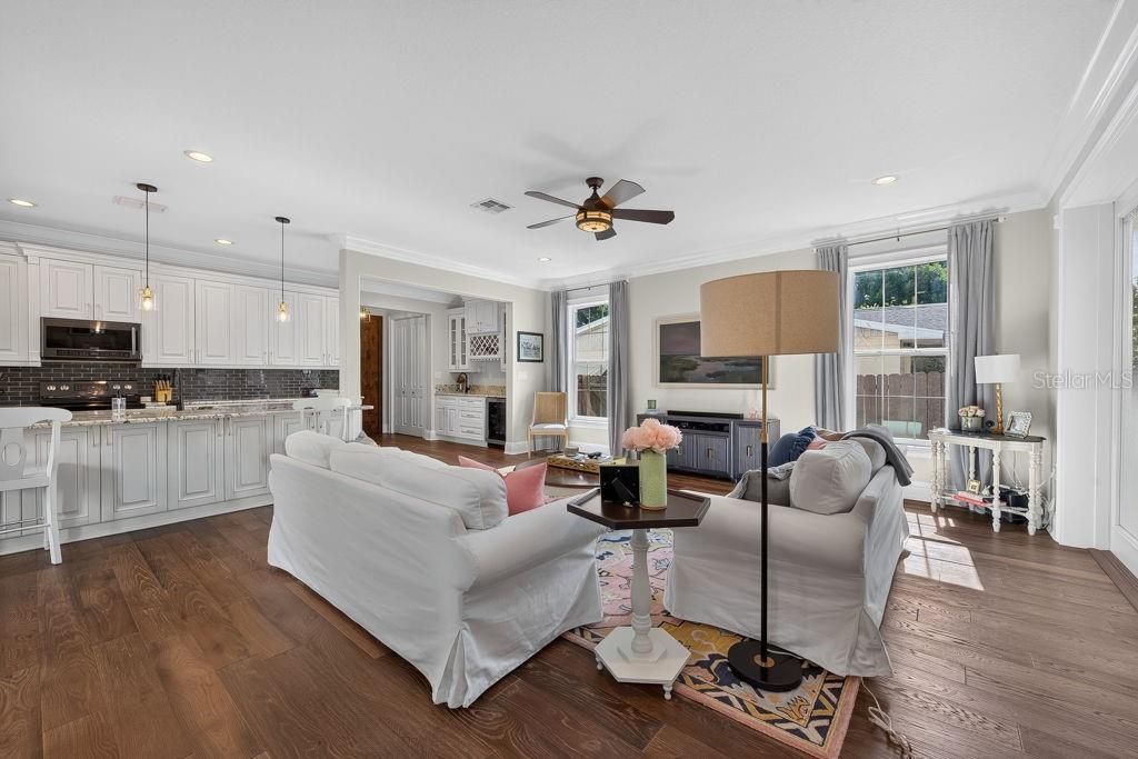 626 35th Avenue N, Saint Petersburg, FL 33704 Photo