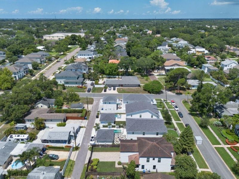 626 35th Avenue N, Saint Petersburg, FL 33704 Photo