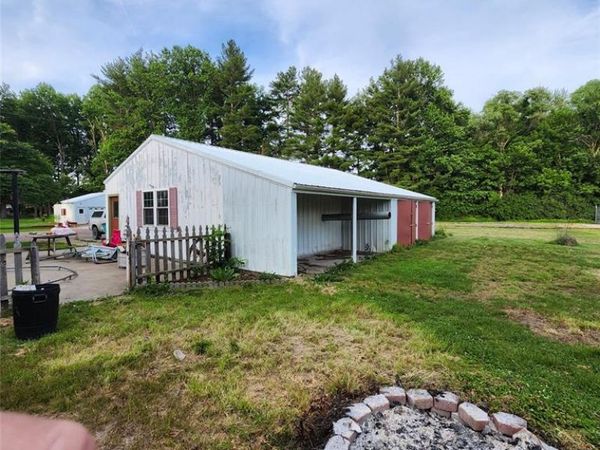 309 E Clay Street , Pleasant Hill, IL 62366