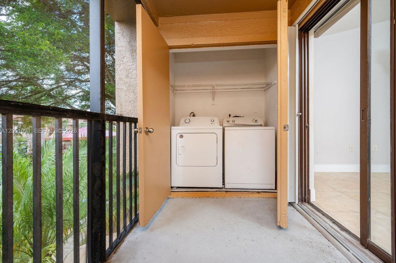 15560 SW 104th Ter , Unit 629, Miami, FL 33196 Photo