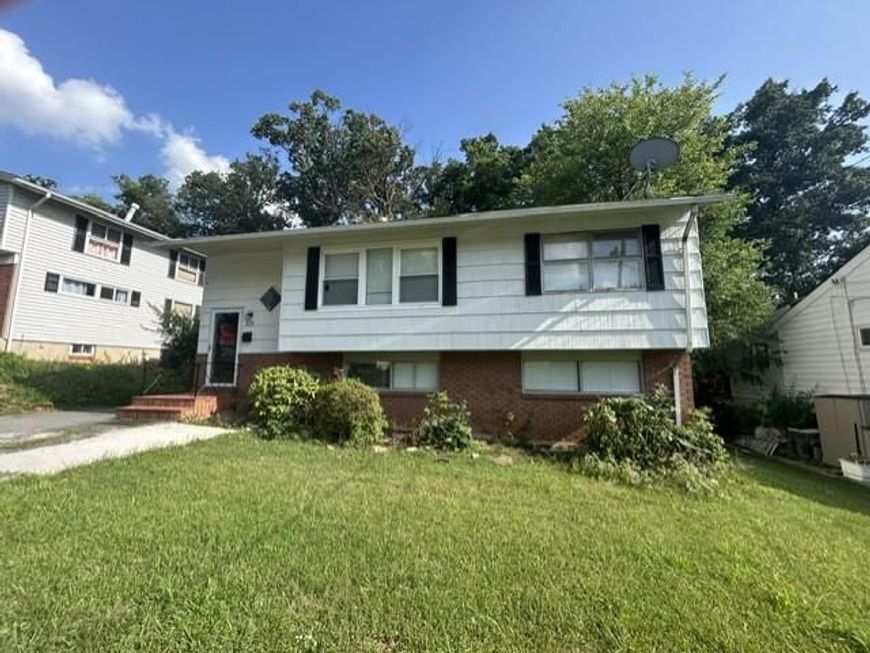 328 W Edmonston Drive , Rockville, MD 20852 Main Photo